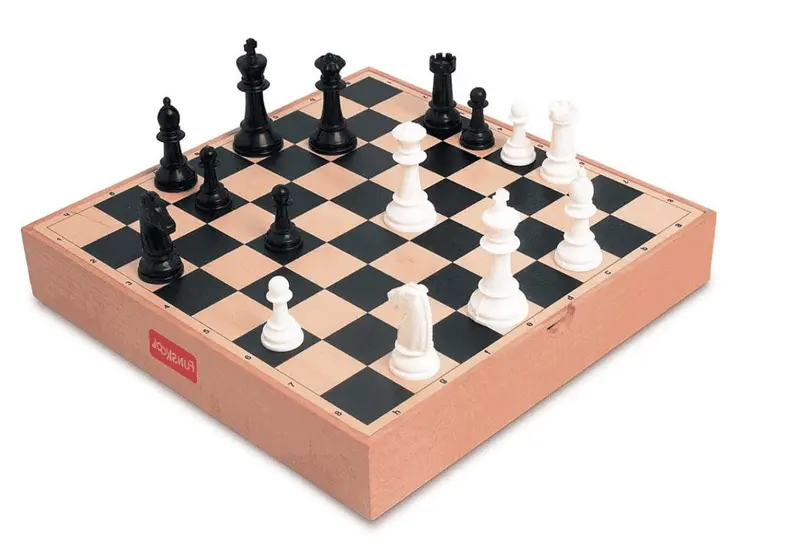 Funskool Deluxe Chess view 2