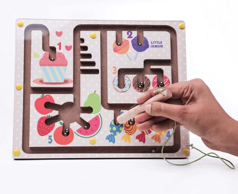 Candy Magnet Maze Board view 5