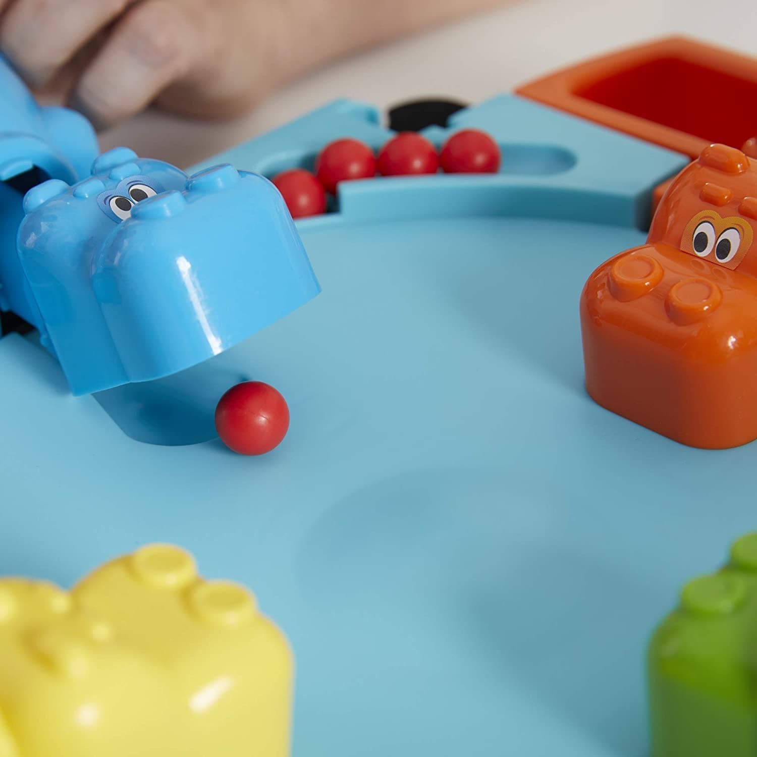 Hasbro Hungry Hippos view 4